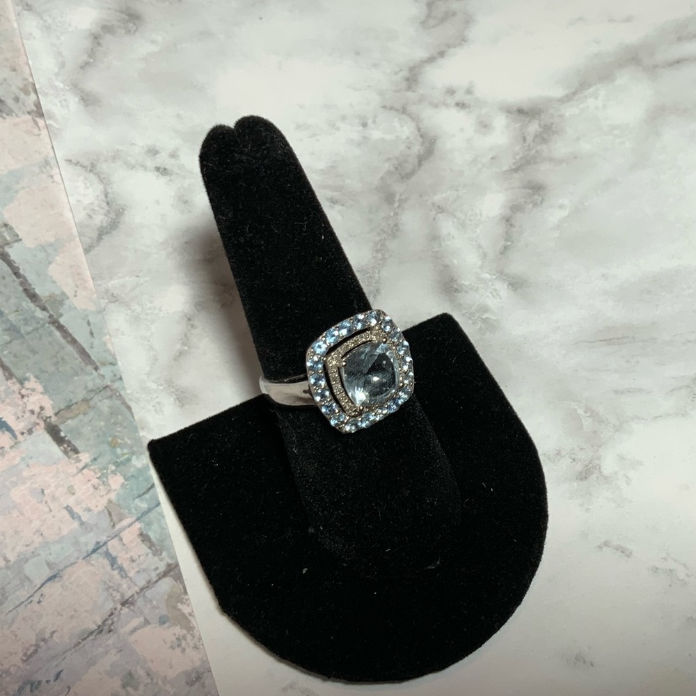 Stunning 10K Cushion-Cut Swiss Blue Topaz & Diamond Ring - Double Halo - Sz 6.75 - Picture 12 of 16
